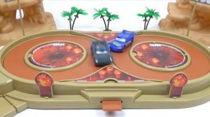 МУЛЬТ ТАЧКИ МОЛНИЯ МАККУИН ИГРА ГОНКИ КРУТЫЕ ЛЕТАЮЩИЕ МАШИНКИ РАЗВИВАЮЩИЕ МУЛЬТИКИ ДЛЯ МАЛЬЧИКОВ