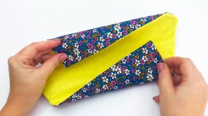 Легко сшить. Всего из двух отрезков ткани можно сшить полезную вещь