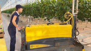 Рабочий по защите растений