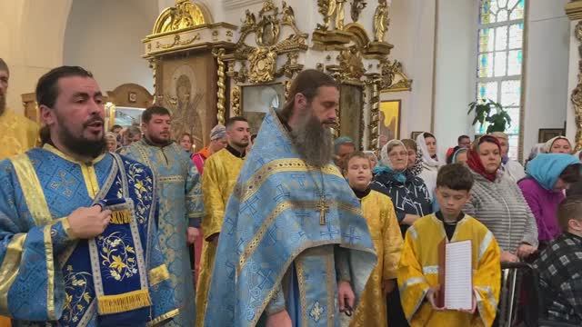 Молитва и величание в честь праздника Рождества Пречистой Владычице нашей Богородицы. смотреть онлайн