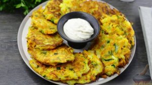 Просто, понятно, доступно. МОРКОВНО-ЛУКОВЫЕ ОЛАДЬИ НА СМЕТАНЕ