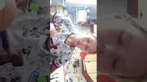 доченька проснулась