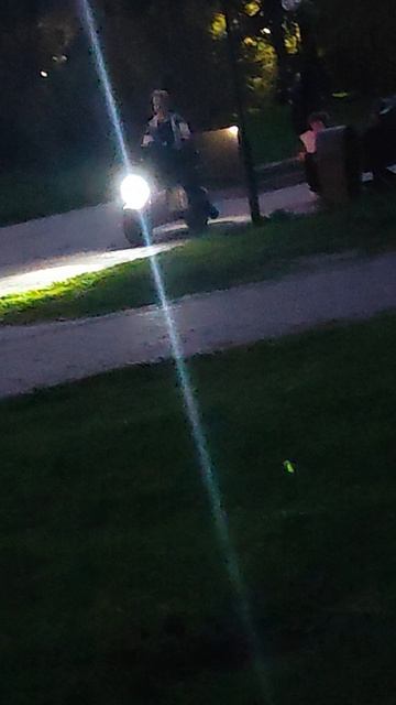 Интересный драндулет едет! смотреть онлайн