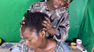 АСМР  Массаж 💆♂️ головы, шеи и плеч. Жую жвачку.