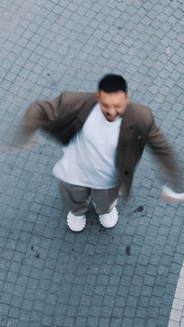 Саша Санта- Дельтаплан смотреть онлайн