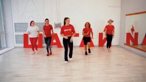 ТАНЦЕВАЛЬНЫЙ ФИТНЕС ⚡️ ШАГАЙ ДОМА ⚡️ 5 ММНУТ - 500 ШАГОВ