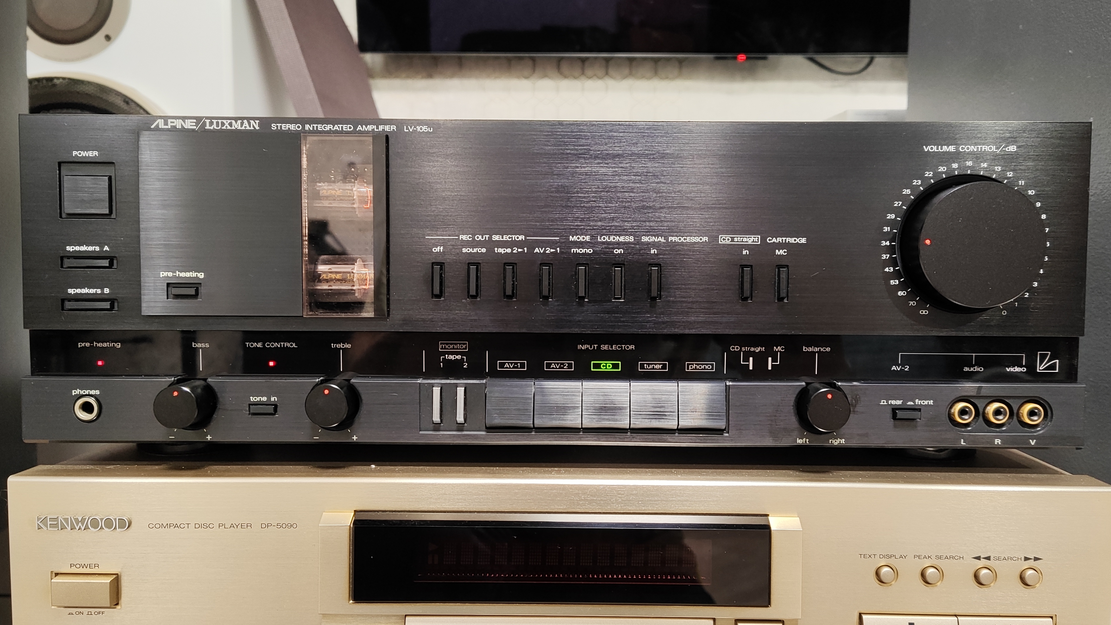 LUXMAN LV 105 Ultra