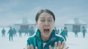 Бабушка в Игре в кальмара?! 😂 Красный свет, зелёный свет по-русски