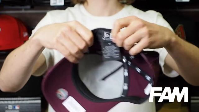 NEW ERA 9FORTY A FRAME MLB NEW YORK YANKEES COLOR ESSENTIAL MAROON CAP смотреть онлайн