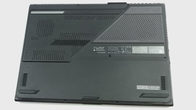 Разборка ноутбука ASUS ROG Strix SCAR 17 G733 смотреть онлайн