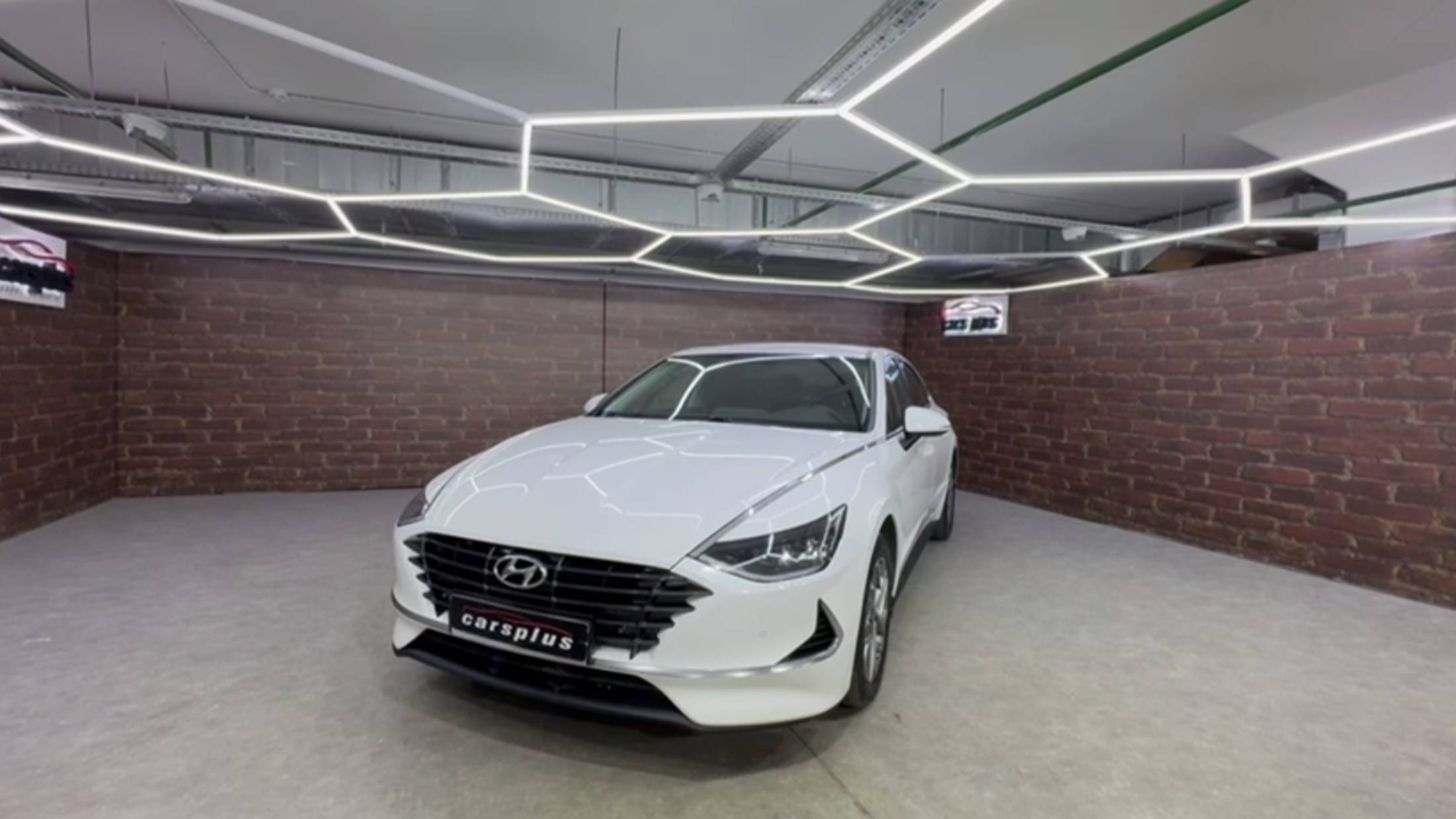 В наличии Hyundai Sonata VIII смотреть онлайн