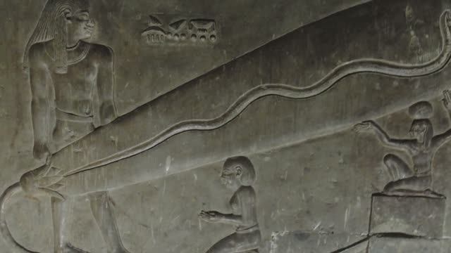 Электричество во времена Тутанхамона. Невероятная случайная находка в гробнице фараона. смотреть онлайн