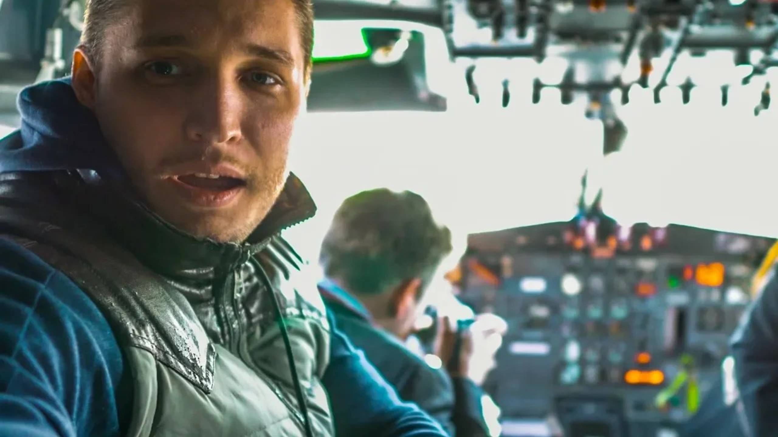 Где в Канаде учат собирать самолёты? Как стать авиа инженером? Mohawk College смотреть онлайн