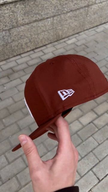 Бейсболка 59FIFTY MLB NEW YORK YANKEES INAUGURAL SEASON 2009 BROWN смотреть онлайн