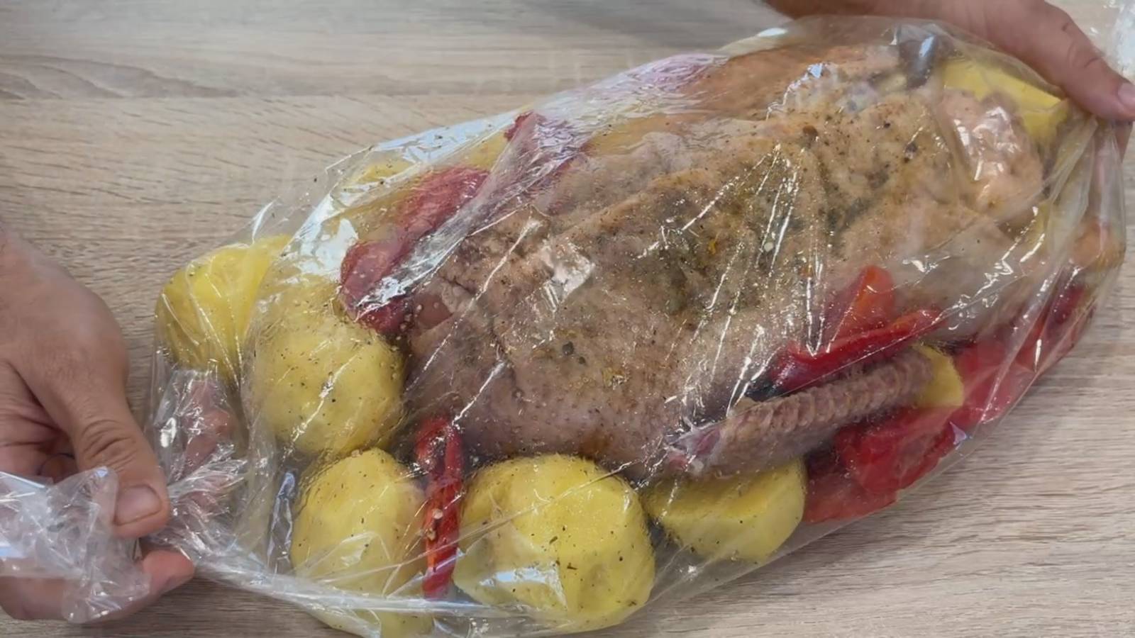 ПОТРЯСАЮЩЕЕ Горячее Блюдо! Просто на каждый день и шикарно на праздник! смотреть онлайн