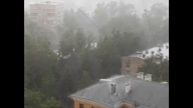 КОМЕДИЯ РОК С утра идёт дождь!))) смотреть онлайн