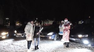 Предложение руки и сердца перед Новым годом у Универмага г.Вязники