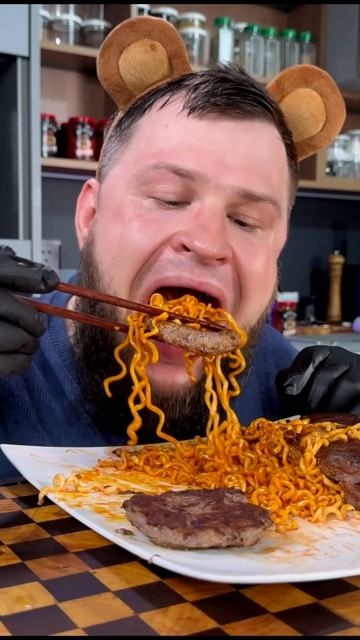 EATING STEAKS, SPICY ️ NOODLES BULDAK.