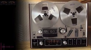 За окном кудрявая белая акация, Когда качаются фонарики ночные, И за что полюбила я Кольку и др.