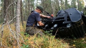 Сложный путь по тайге с мотобуксировщиком. Поломка в лесу, сбор шишки и ремонт.