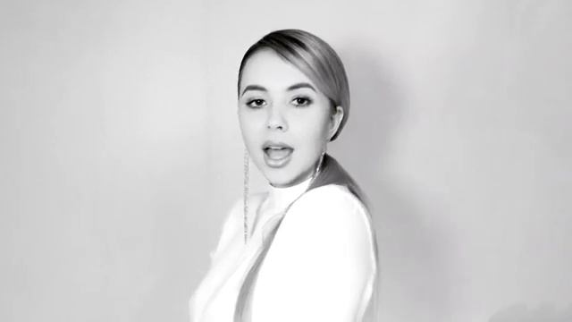 Christina Singer смотреть онлайн