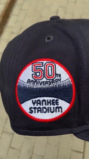 Бейсболка 9FIFTY SNAPBACK MLB NEW YORK YANKEES NEW TRADITIONS 50TH ANNIVERSARY NAVY/DARK GREEN UV смотреть онлайн