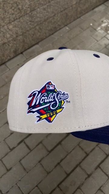 Бейсболка 59FIFTY MLB NEW YORK YANKEES WORLD SERIES PIN CREAM/GREY UV смотреть онлайн