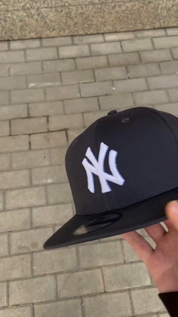 Бейсболка 9FIFTY SNAPBACK MLB NEW YORK YANKEES NEW TRADITIONS INAUGURAL SEASON 2009 GREY/DARK GREY U смотреть онлайн