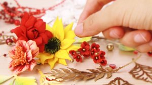 Как я делаю МНОГО ЦВЕТОВ из фоамирана (подсолнух, роза, мелкоцветы, бархатцы) и бумажные листики ⭐