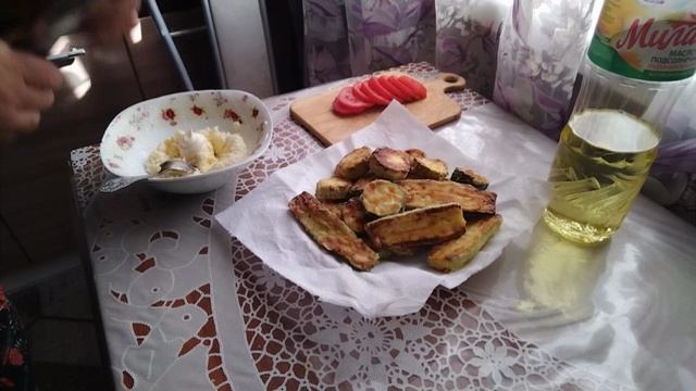 Прибираю последние кабачки,чтобы не испортились.Вкусный ужин.👍😋💗 смотреть онлайн