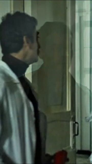 Мы на прошлой неделе аппендицит при свечах вырезали.| Вампиры средней полосы (сериал, 2021) | смотреть онлайн