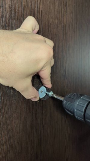 Блестящая идея для ремонта шкафа своими руками