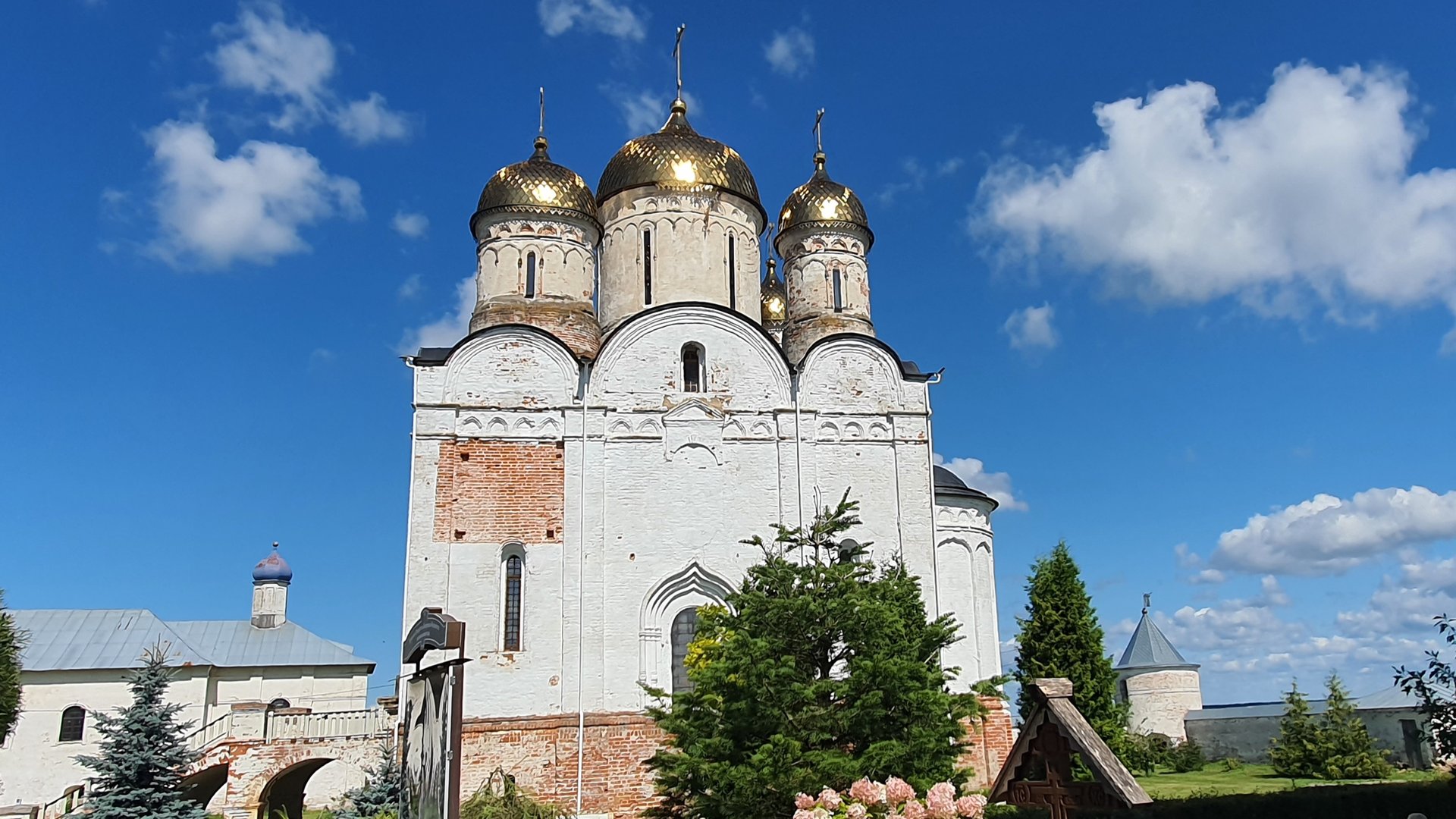Монастыри России. Можайский Лужецкий Рождества Богородицы Ферапонтов мужской монастырь. смотреть онлайн