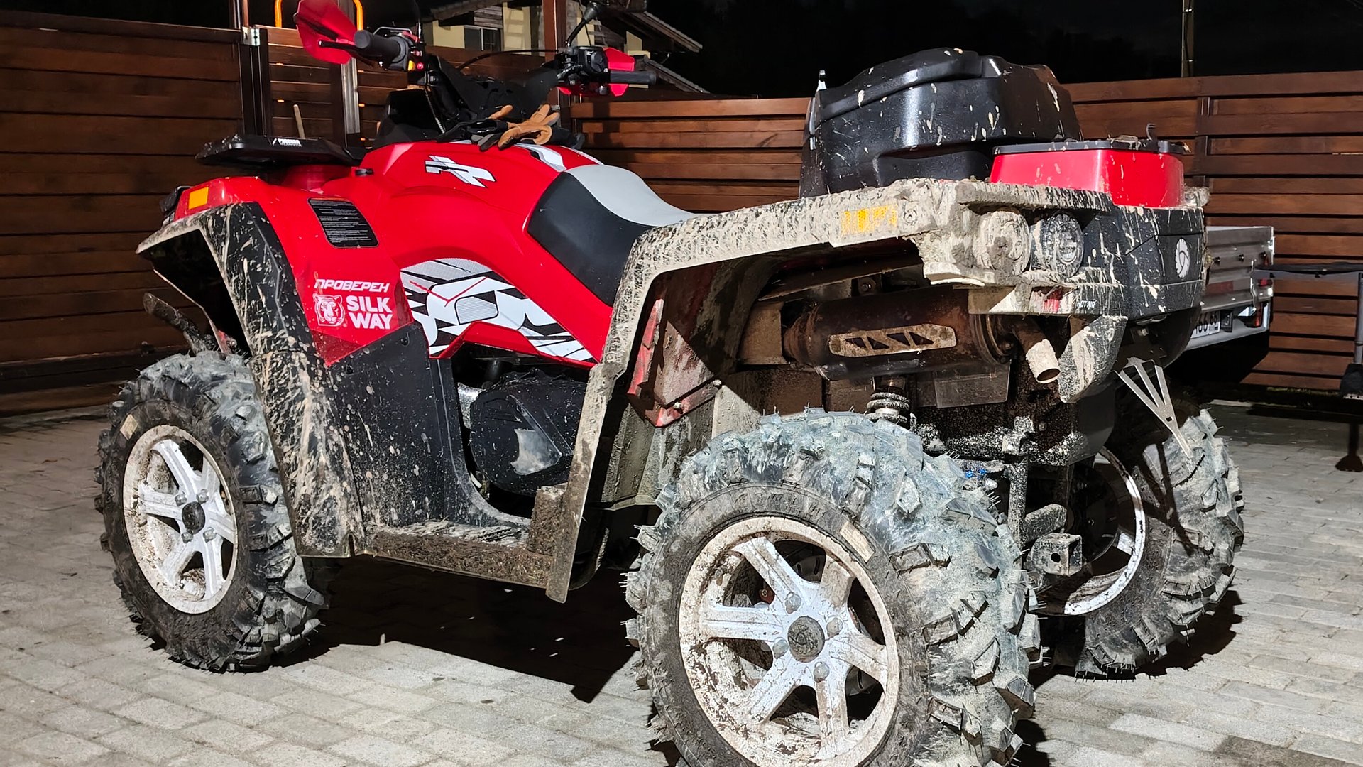 Инструкция по установке оригинальных расширителей арок на РМ800Т #РМ800 #русскаямеханика #квадроцикл смотреть онлайн