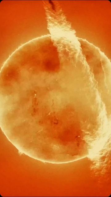 Space X летит прямо на фоне Солнца! смотреть онлайн