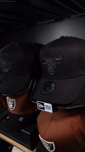 новинки красуются на полках в магазине на Бауманской 9 и на сайте famshop.ru #бейсболки #neweracap смотреть онлайн