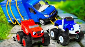 Вспыш и Крушила вытащили машину из под завалов! Видео для мальчиков про машинки