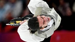 Фигуристы Петросян и Гуменник вернулись в Москву после побед в отборе на ОИ