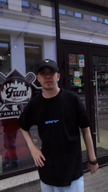 Бейсболки 9FORTY PIN LOGO в черном цвете с золотистыми мини-логотипами смотреть онлайн