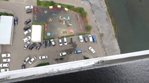 В КРАСНОЯРСКЕ МУЖЧИНА УПАЛ С 24 ЭТАЖА