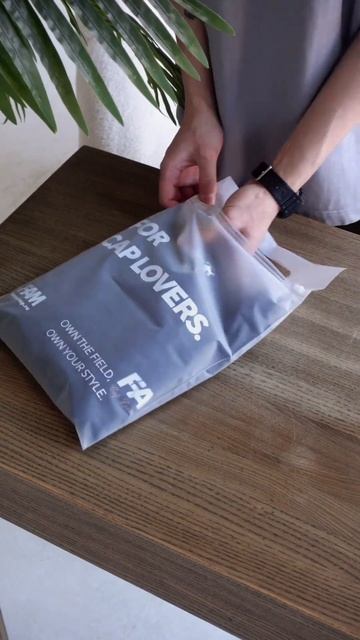 Наша любимая часть дропа: упаковка! смотреть онлайн