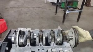 Hyundai Solaris 1,6. Масла жрет и кап ремонт двигателя 2 часть (архив)