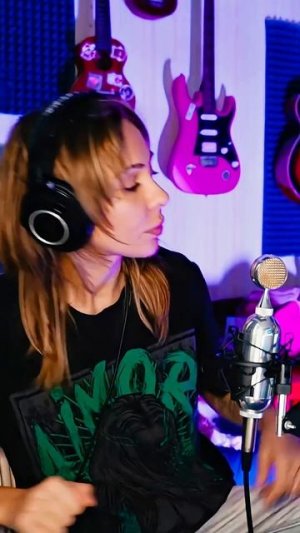 Shout 2000 в двух вариантах! ДЕМО