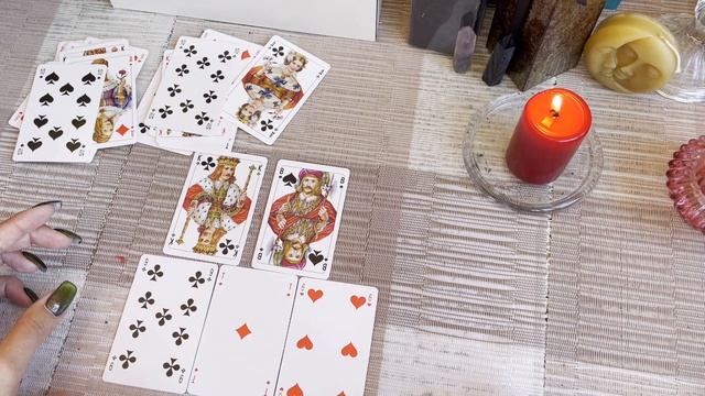 Крестовый король. Гадание на игральных картах смотреть онлайн