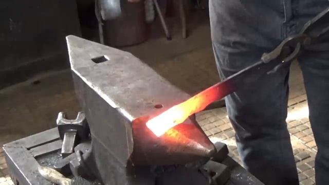 Клинок из классического дамаска - мастер-класс от Леонида Архангельского