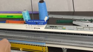 Петленаборные оттяжные гребенки через иглу.