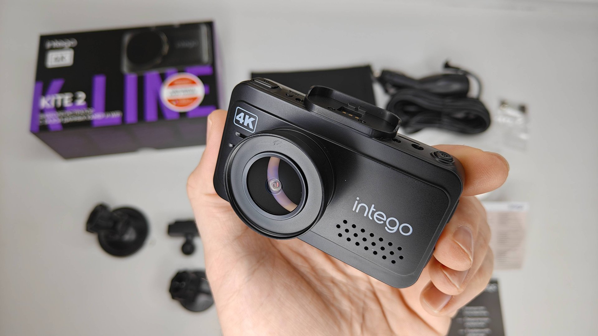 Видеорегистратор Intego Kite 2 Ultra HD с GPS базой камер смотреть онлайн