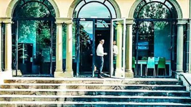 Бизнес школа или государственный вуз? Обзор EU Business Schools (Montreux, Geneva) смотреть онлайн