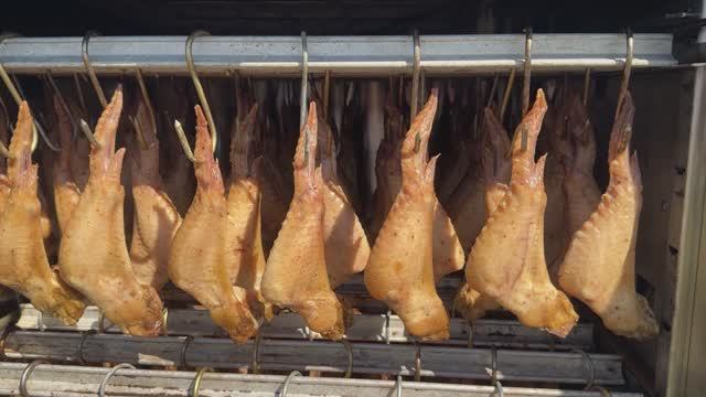 ВЛОГ О ТОМ, КАК МЫ ПОРАБОТАЛИ И ОТДОХНУЛИ НА ФЕСТИВАЛЕ БИРМИТ В ВОРОНЕЖЕ! смотреть онлайн