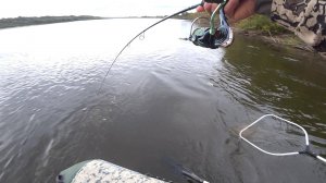 Стоило ПОДЫГРАТЬ! Рыбалка на Оке на Спиннинг 20 сентября! Рыбалка на Джиг с Лодки.